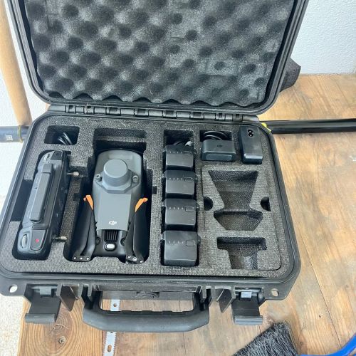 Сельскохозяйственный дрон с дополнительным оборудованием