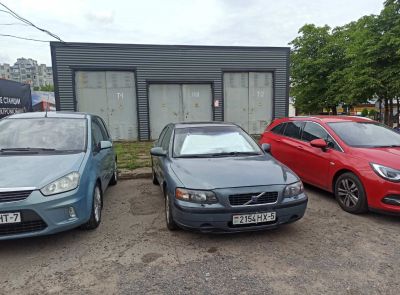 Склад ЛВЖ и ГСМ станции технического обслуживания общей площадью 32 кв. м; трансформаторная подстанция общей площадью 47 кв. м; наружные инженерные сети имущественного комплекса