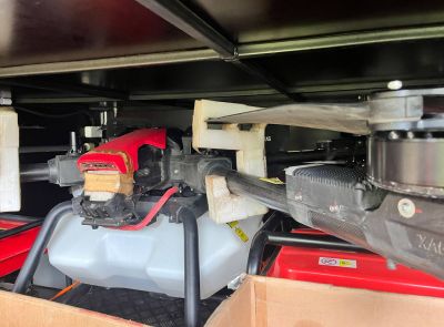 Сельскохозяйственный дрон с дополнительным оборудованием