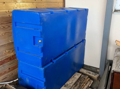 Сельскохозяйственный дрон с дополнительным оборудованием