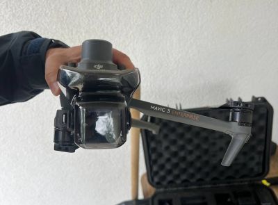 Сельскохозяйственный дрон с дополнительным оборудованием